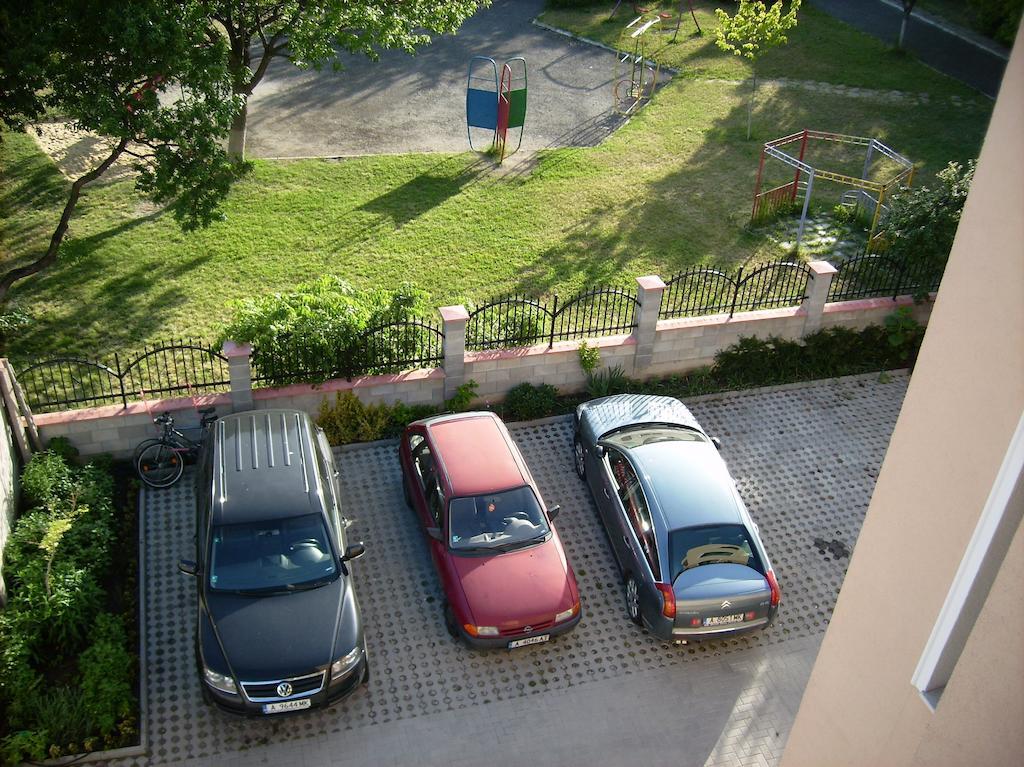 DDenko Apartment Burgas Stad Kamer foto