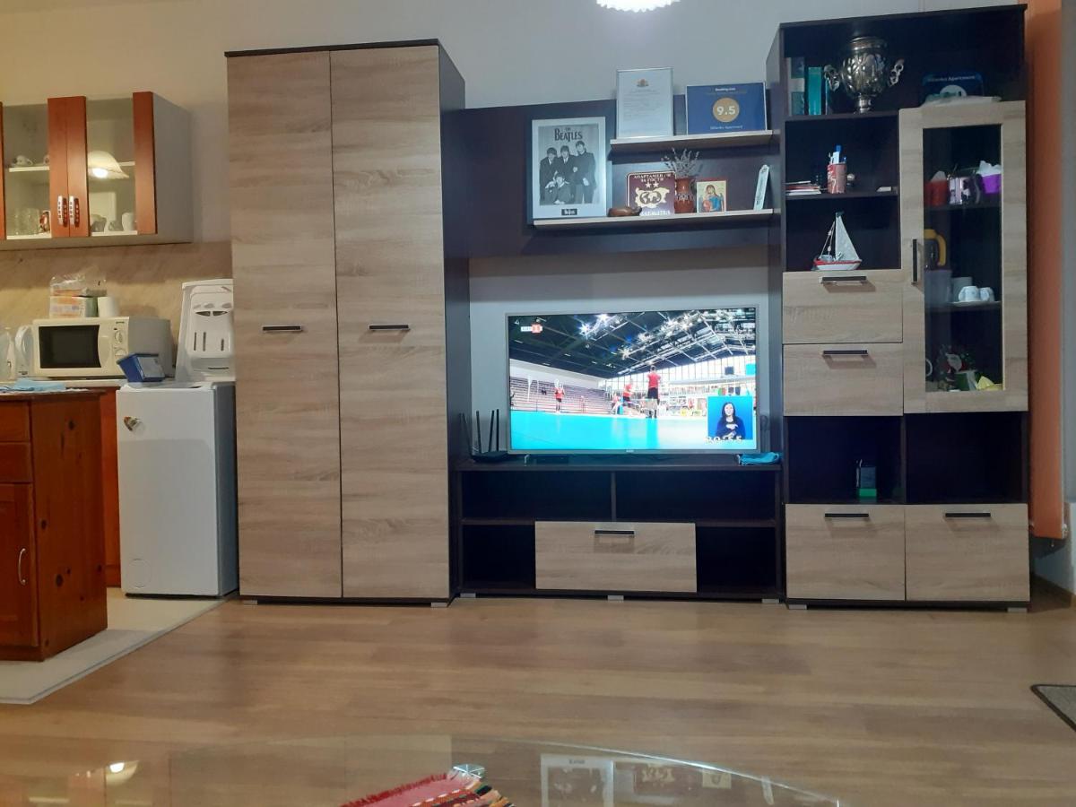 DDenko Apartment Burgas Stad Buitenkant foto